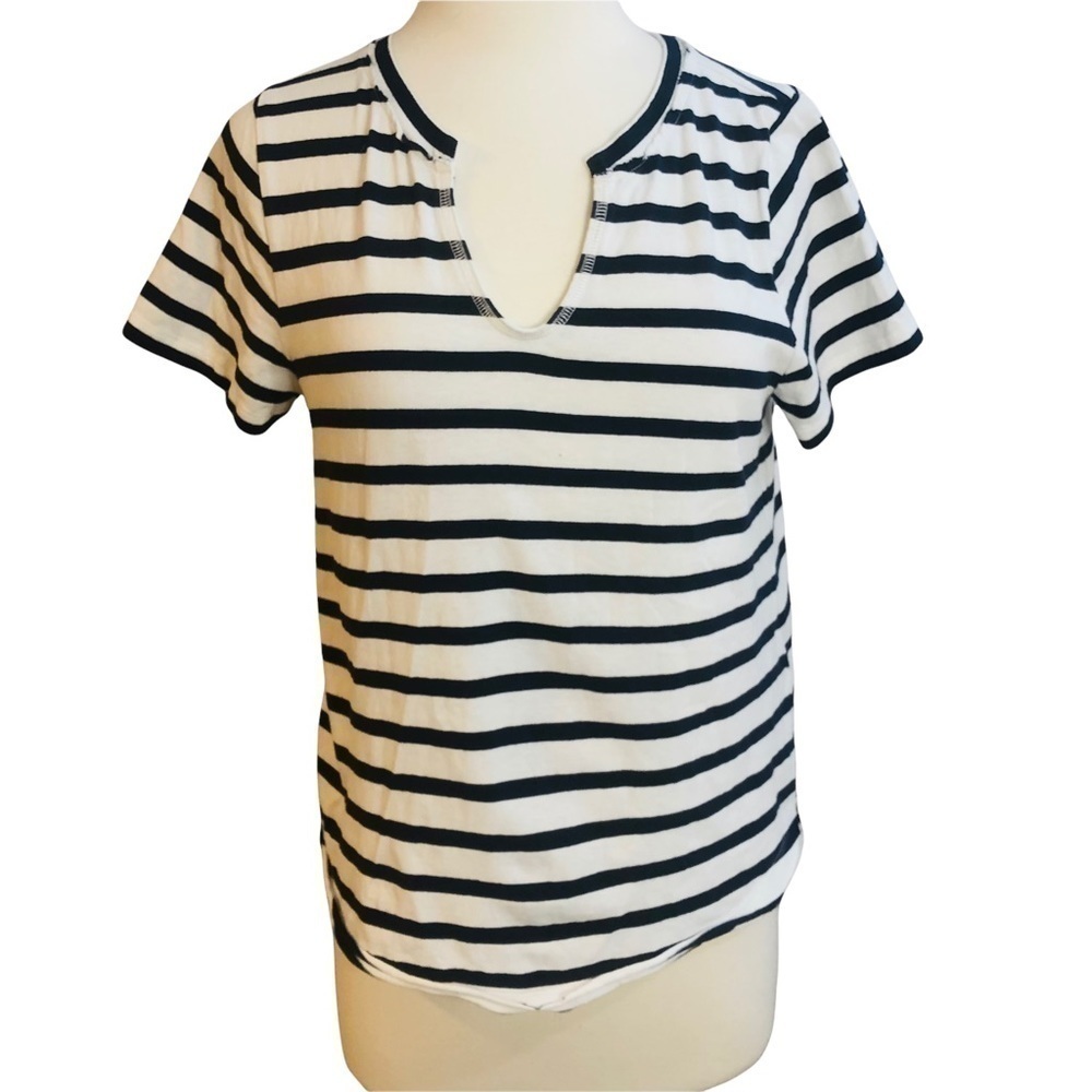 By Anthropologie classic blue and white striped split neck tee medium